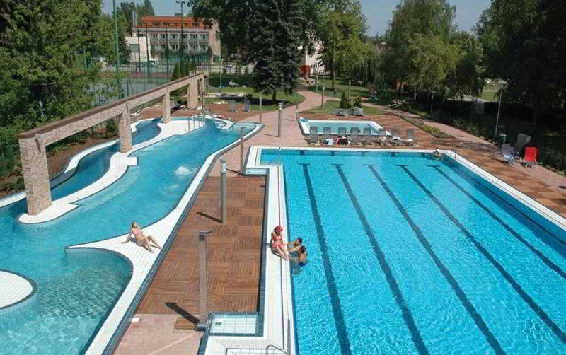 Holiday Beach Budapest Wellness Hotel With Sauna Park Einrichtungen foto